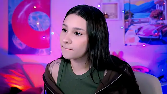 Snapshot of KimClarks_ chatting on 10-04-25, 04:52 KimClarks  online show from 10-04-25, 04:52