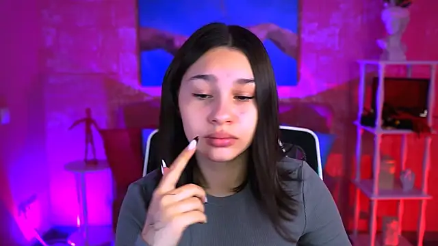 Snapshot of KimClarks_ chatting on 10-13-25, 08:27 KimClarks  online show from 10-13-25, 08:27