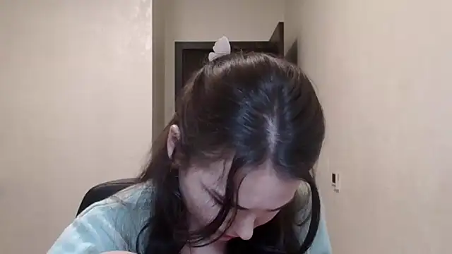 Silviaa a online show from 11-12-25, 08:12