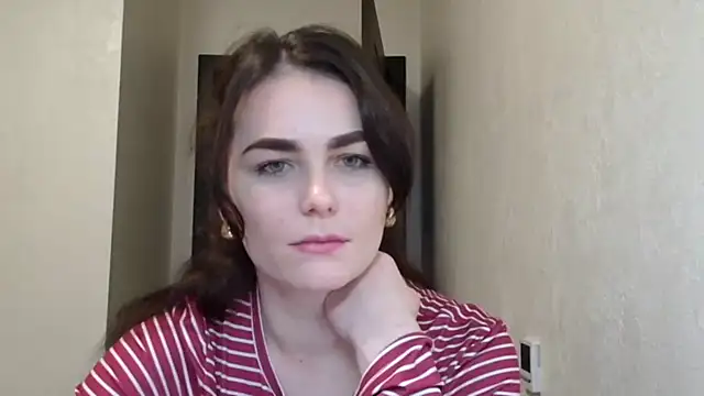 Silviaa a online show from 12-15-25, 02:23