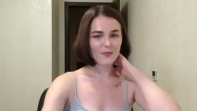 Snapshot of Silviaa_a chatting on 06-25-26, 08:25 Silviaa a online show from 06-25-26, 08:25
