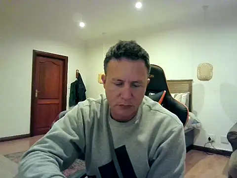 TroyDieselXXX online show from 07-16-26, 05:43