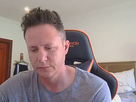 TroyDieselXXX online show from 11-19-25, 07:30