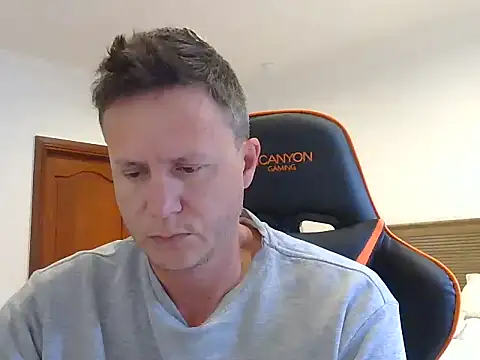 TroyDieselXXX online show from 12-22-25, 05:07