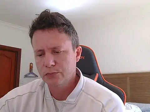 TroyDieselXXX online show from 04-26-26, 09:06