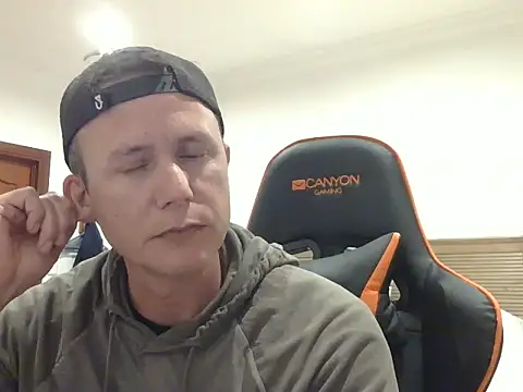 TroyDieselXXX online show from 04-28-26, 06:23