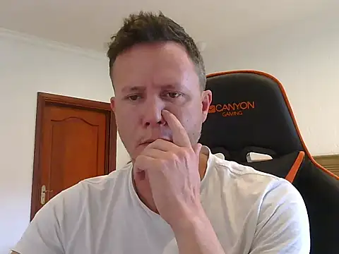 TroyDieselXXX online show from 12-23-25, 06:02