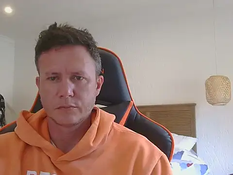 Snapshot of TroyDieselXXX chatting on 11-03-25, 06:29 TroyDieselXXX online show from 11-03-25, 06:29