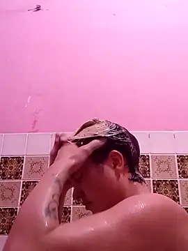 Snapshot of MoonIrene chatting on 10-28-25, 05:34 MoonIrene online show from 10-28-25, 05:34