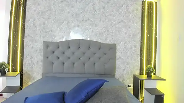 GiannaSlimJB online show from 02-18-26, 06:59