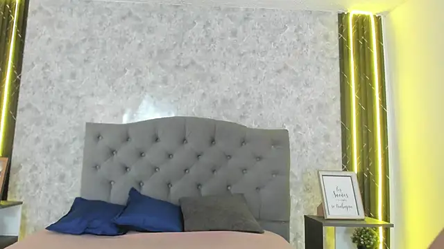 GiannaSlimJB online show from 02-06-26, 06:59