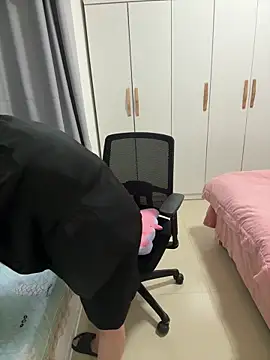 Asia-bb online show from 10-31-25, 09:39