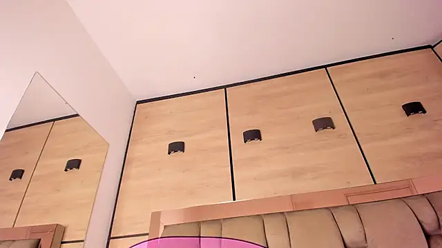 karol lewiss online show from 02-25-26, 12:16