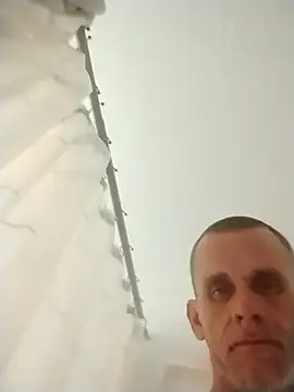 helldonk online show from 12-18-25, 07:57