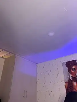 Scaarlettfox online show from 10-16-25, 07:44