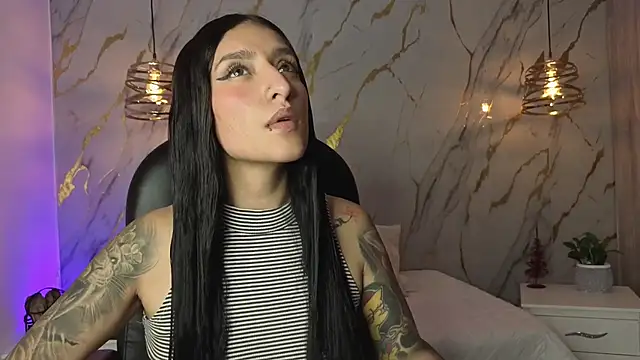 Scaarlettfox online show from 02-04-26, 06:03