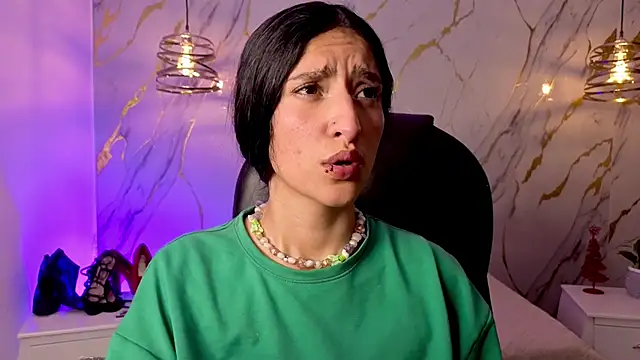 Scaarlettfox online show from 02-17-26, 07:22