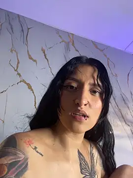 Scaarlettfox online show from 04-16-26, 09:39