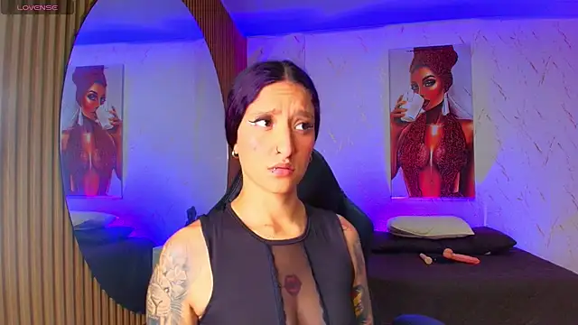 Scaarlettfox online show from 10-07-25, 07:48