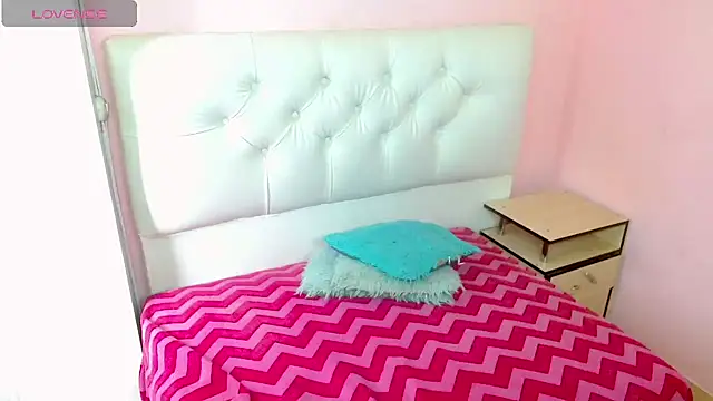 x isabella x online show from 03-05-26, 07:43