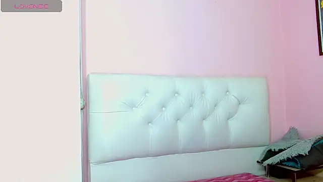 x isabella x online show from 03-04-26, 07:21