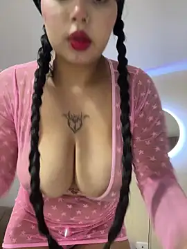lucialauper  online show from 06-12-26, 12:52
