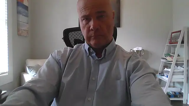 cyclone1212 online show from 05-26-26, 01:09