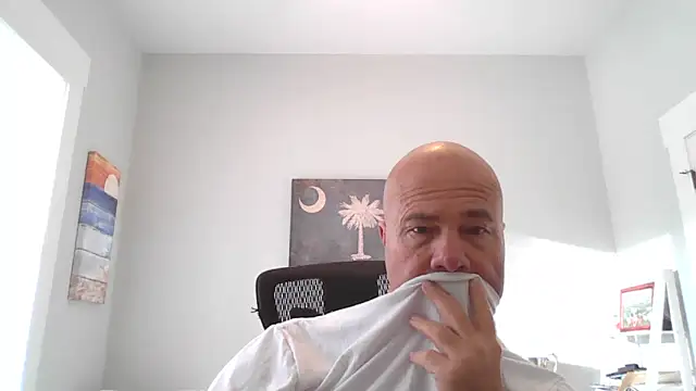 cyclone1212 online show from 11-25-25, 01:11