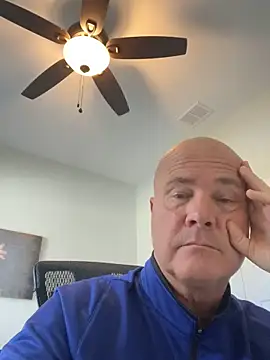 cyclone1212 online show from 02-06-26, 06:04