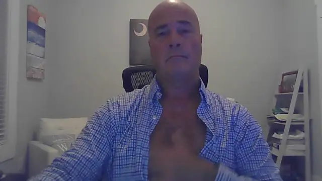 cyclone1212 online show from 05-02-26, 09:14