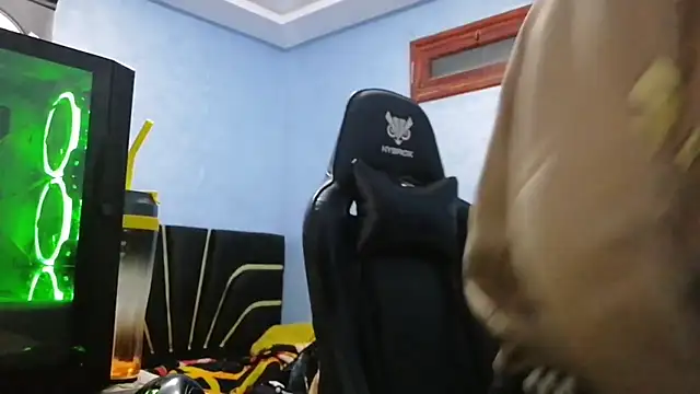 Dark DesireX online show from 11-28-25, 04:56