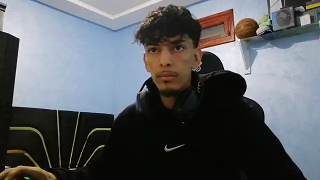 Dark DesireX online show from 10-28-25, 11:20