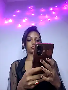 Your-Kitkat online show from 11-15-25, 06:23