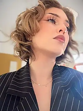 KellyKeler online show from 04-04-26, 11:17