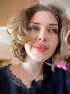 KellyKeler online show from 04-15-26, 10:43