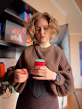 KellyKeler online show from 03-25-26, 10:14