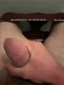 hugehairycock 98 online show from 04-16-26, 03:24
