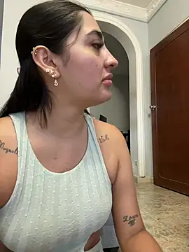 JasmineRhodes online show from 07-17-26, 12:35