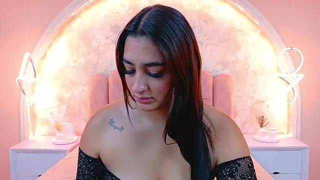 JasmineRhodes online show from 10-27-25, 12:50