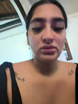 JasmineRhodes online show from 05-28-26, 12:22