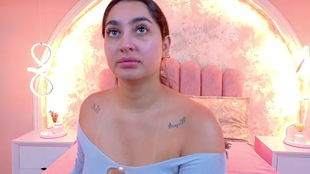 JasmineRhodes online show from 04-10-26, 12:23