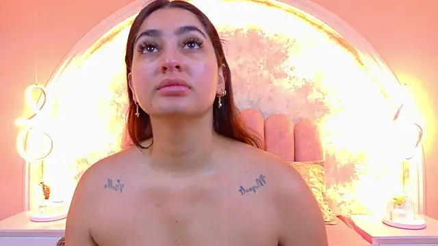 JasmineRhodes online show from 05-25-26, 12:59
