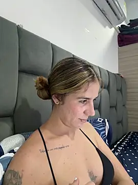 Snapshot of AllieYourGirl chatting on 04-05-26, 12:28 AllieYourGirl online show from 04-05-26, 12:28