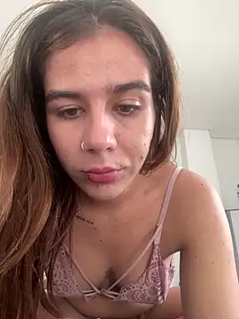 Snapshot of AllieYourGirl chatting on 11-02-25, 04:34 AllieYourGirl online show from 11-02-25, 04:34