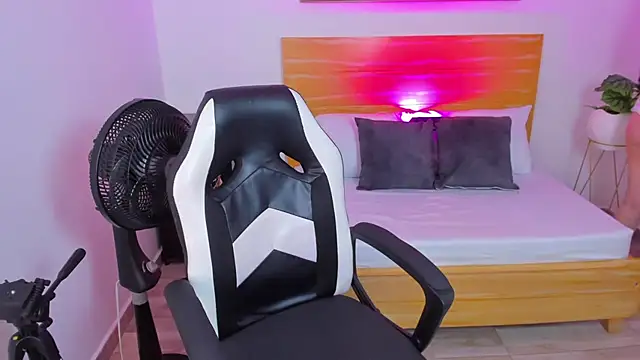 kitty sweeety  online show from 01-15-26, 12:41