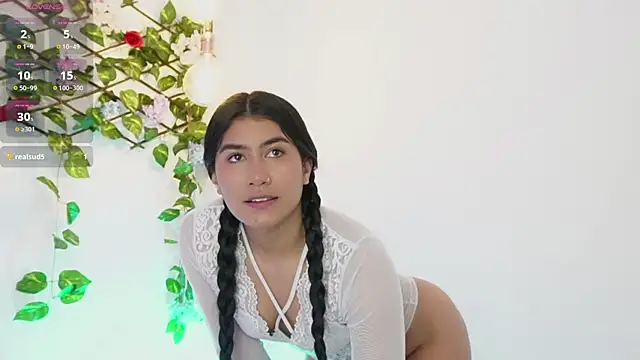 saraBow online show from 09-24-25, 05:52