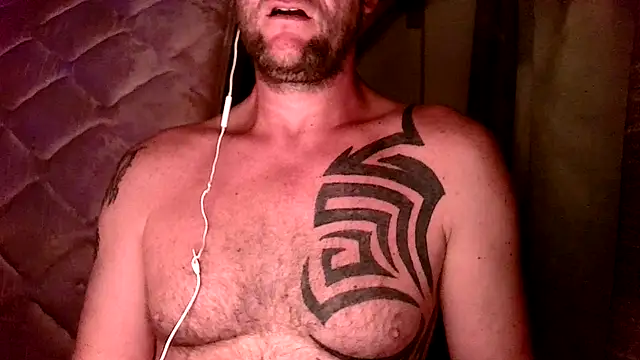 Snapshot of Yournaughty chatting on 07-06-26, 05:03 Yournaughty online show from 07-06-26, 05:03