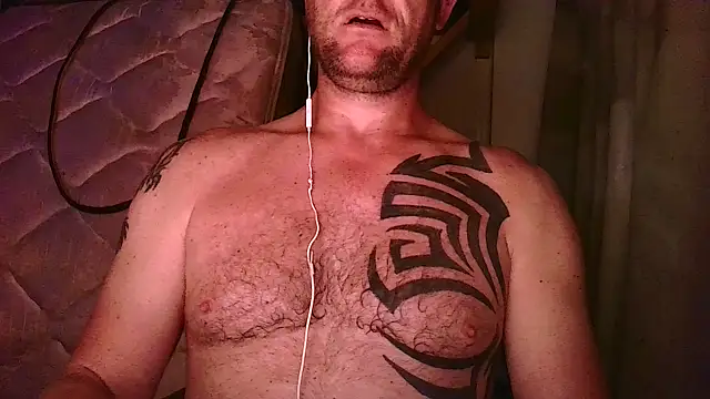 Snapshot of Yournaughty chatting on 06-12-26, 05:38 Yournaughty online show from 06-12-26, 05:38