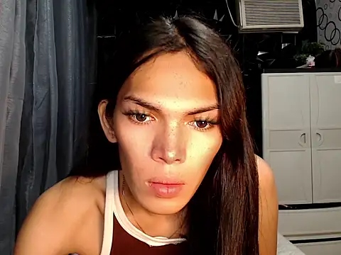 ladyhotcuming online show from 05-06-26, 09:57