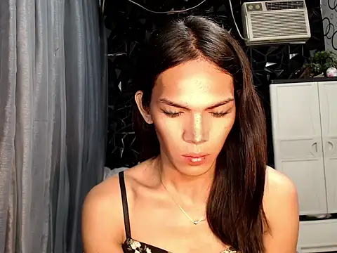 ladyhotcuming online show from 05-31-26, 03:07